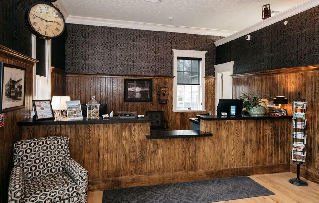 The Railroad Inn كوبرستاوون المظهر الخارجي الصورة